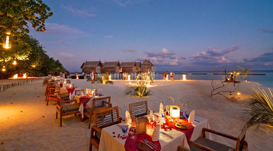 Constance Moofushi - foto 5