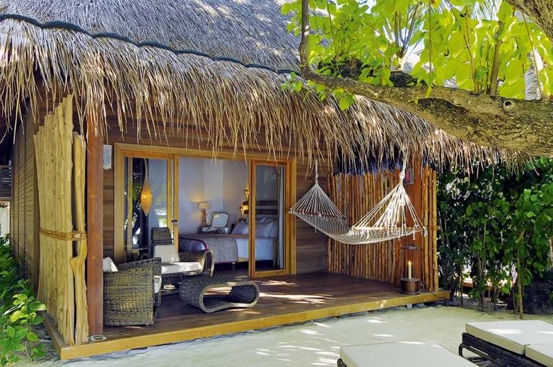 Constance Moofushi - foto 3